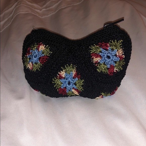 Almost Heart ❤️ shaped coin bag - Picture 3 of 3